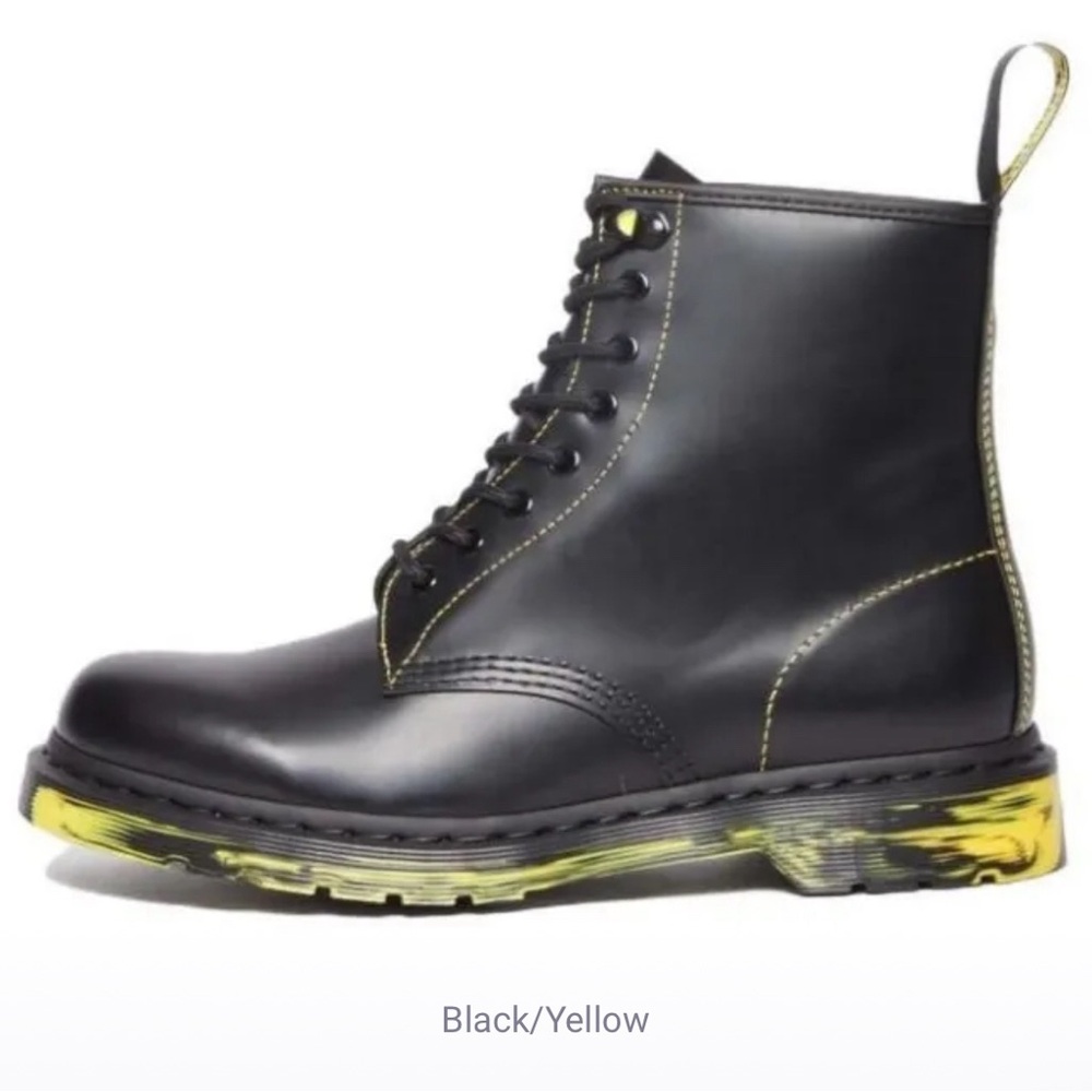 Dr.Martens Martin Boot Unisex Black/Yellow